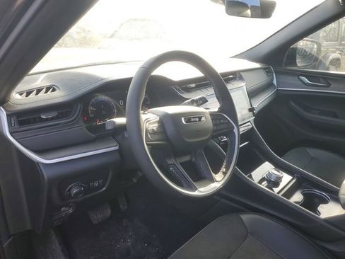 New 2026 Jeep Grand Cherokee Altitude AWD/4WD image 12