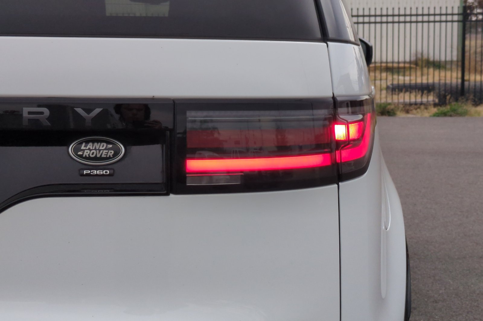Used 2023 Land Rover Discovery HSE R-Dynamic AWD/4WD image 51