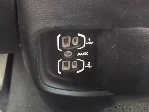 Used 2021 RAM 3500 Big Horn image 21