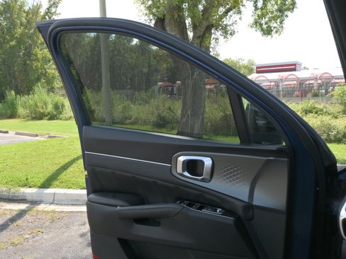Used 2023 Kia Sorento SX FWD image 26