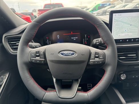 Used 2023 Ford Escape ST-Line w/ Tech Pack #1 image 11