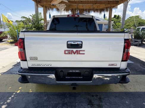 Used 2014 GMC Sierra 1500 SLT w/ All-Terrain Package AWD/4WD image 6