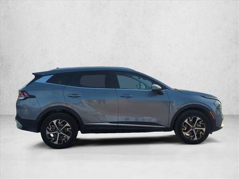 Used 2025 Kia Sportage EX AWD/4WD image 5