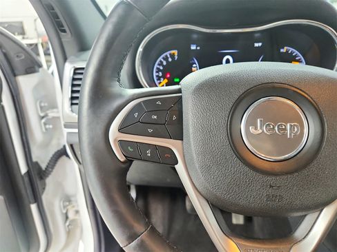 Used 2018 Jeep Grand Cherokee Limited image 24