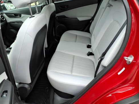 Used 2022 Hyundai Kona SEL w/ Cargo Package FWD image 13