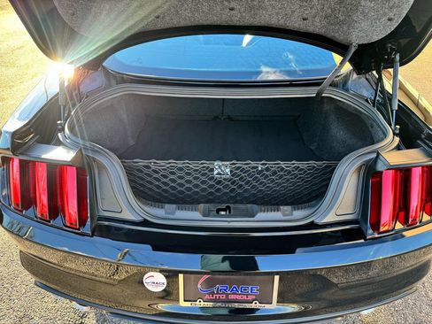 Used 2017 Ford Mustang Shelby GT350 image 34