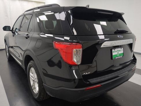 Used 2022 Ford Explorer XLT AWD/4WD image 5