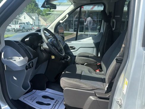 Used 2019 Ford Transit 350 XLT RWD image 9