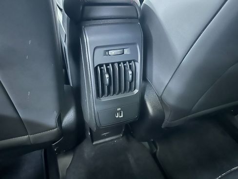 Used 2024 Dodge Hornet R/T Plus image 36