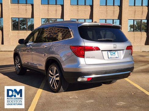 Used 2018 Honda Pilot Touring image 8