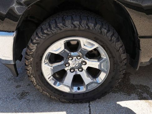 Used 2023 RAM 1500 Big Horn AWD/4WD image 32