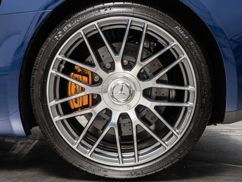 Used 2016 Mercedes-Benz AMG GT S image 11