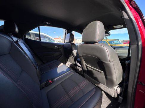 Used 2023 Chevrolet Equinox RS image 27
