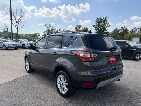 Used 2018 Ford Escape SE w/ SE Sync 3 Package AWD/4WD image 6