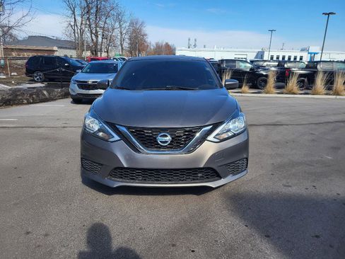Used 2016 Nissan Sentra SV image 8
