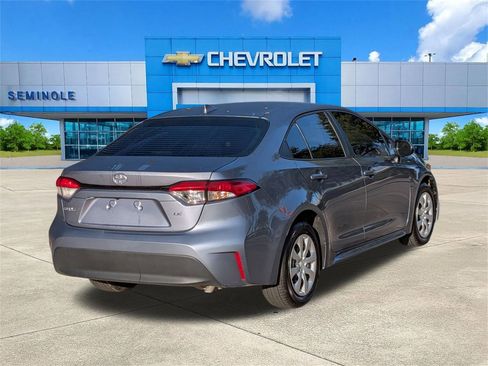 Used 2025 Toyota Corolla LE image 4