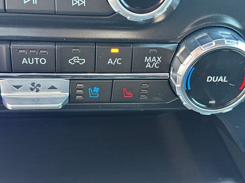 Used 2023 Ford F150 Lariat w/ Equipment Group 502A High AWD/4WD image 26