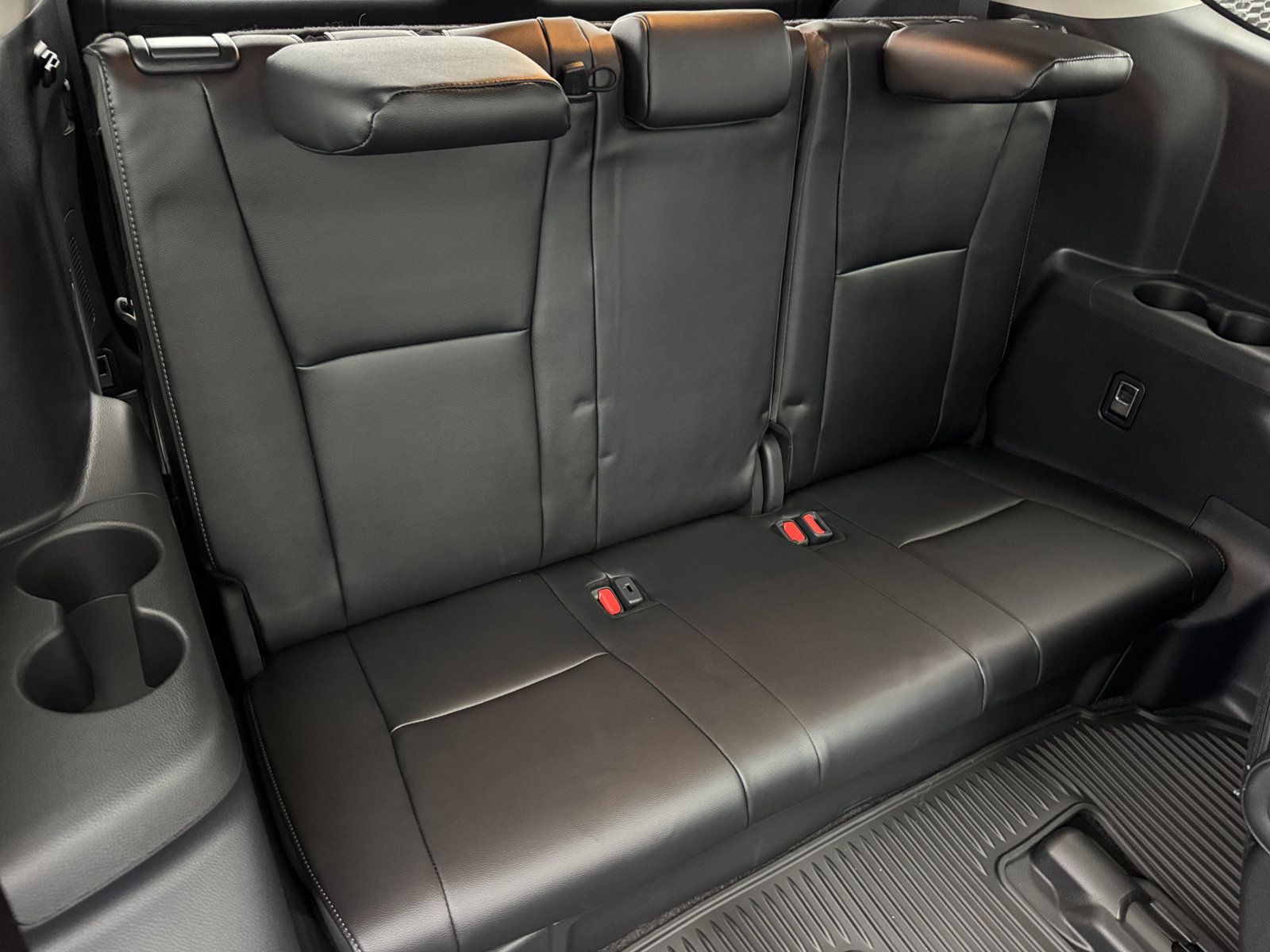 New 2026 Toyota Highlander Platinum AWD/4WD image 6