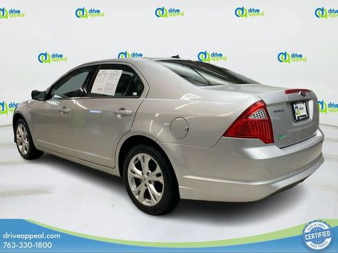 Used 2012 Ford Fusion SE image 8