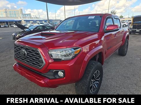 Used 2022 Toyota Tacoma TRD Sport w/ Technology Package AWD/4WD image 4