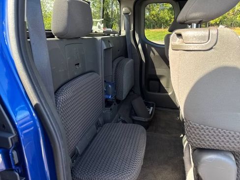 Used 2014 Nissan Frontier SV RWD image 14