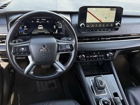 Used 2024 Mitsubishi Outlander SEL image 13
