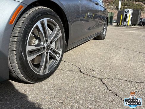 Used 2023 Mercedes-Benz E 350 4MATIC Sedan image 13