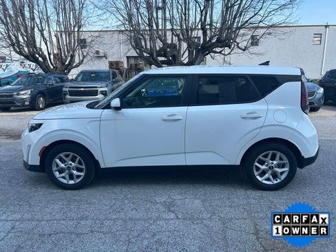 Used 2023 Kia Soul LX w/ LX Technology Package image 7