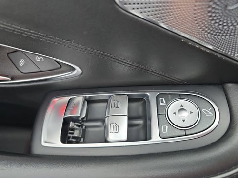 Used 2015 Mercedes-Benz S 550 4MATIC Coupe image 28