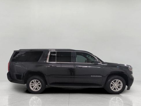 Used 2019 Chevrolet Suburban LT AWD/4WD image 10