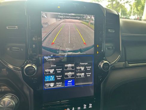 Used 2019 RAM 1500 Limited AWD/4WD image 9