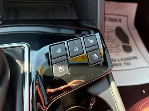 Used 2024 Kia Sportage SX FWD image 19