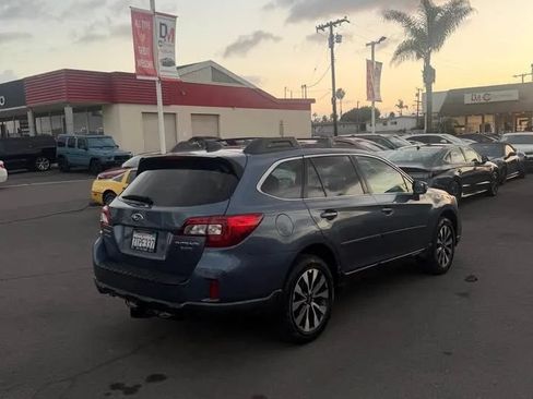 Used 2016 Subaru Outback 3.6R Limited AWD/4WD image 4