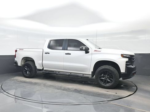 Used 2020 Chevrolet Silverado 1500 LT Trail Boss AWD/4WD image 8