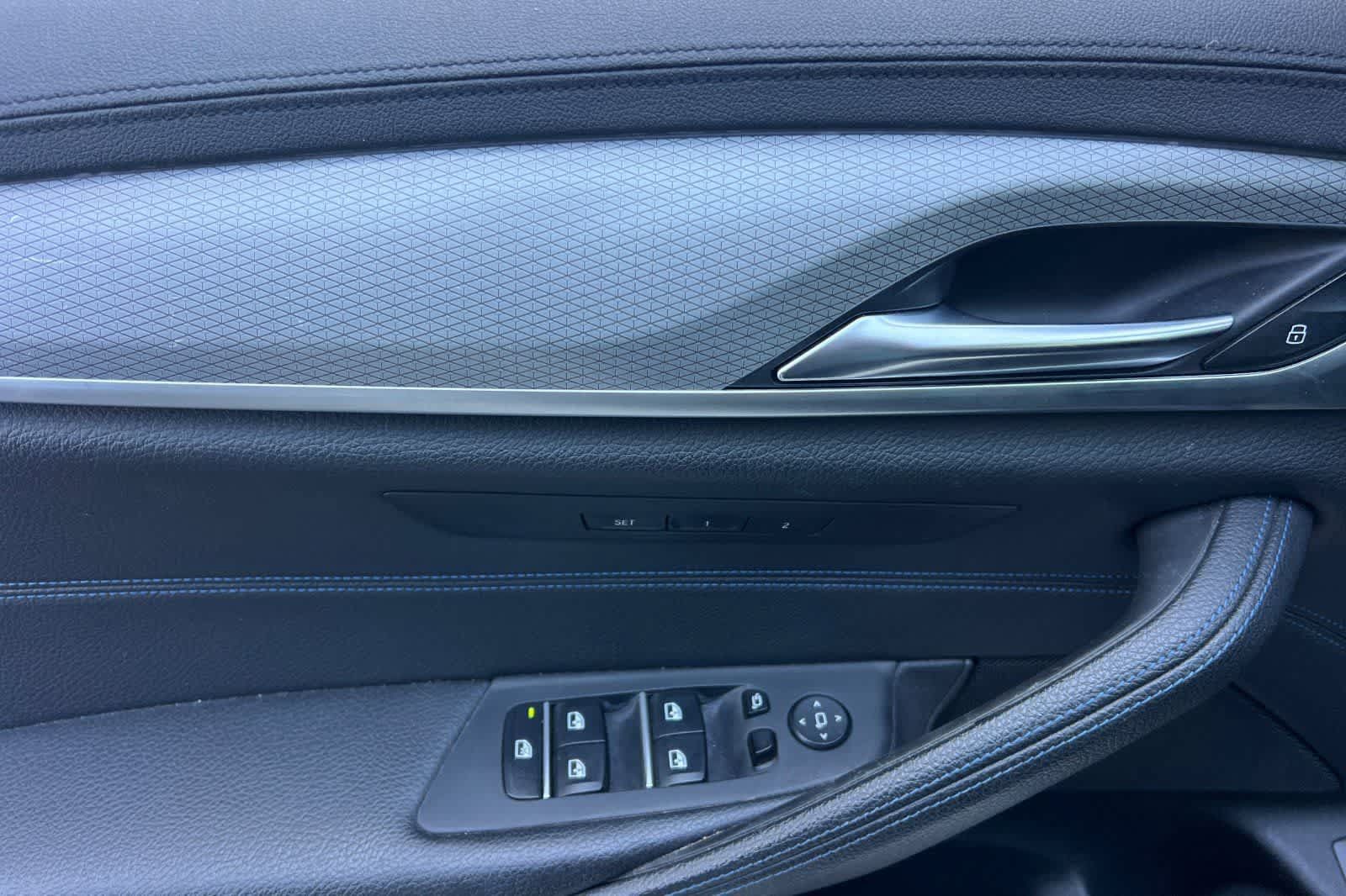 Used 2020 BMW 530i w/ M Sport Package RWD image 15