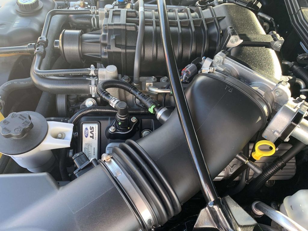 Used 2009 Ford Mustang Shelby GT500 RWD image 31