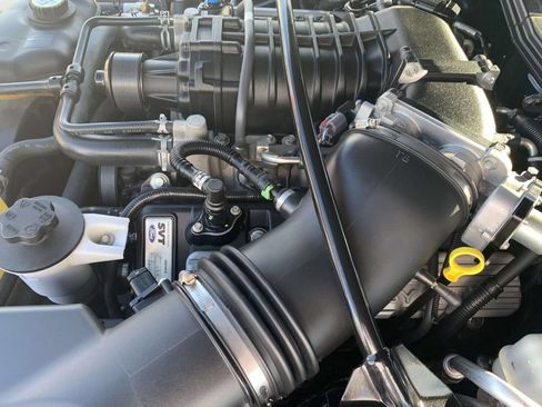 Used 2009 Ford Mustang Shelby GT500 RWD image 31