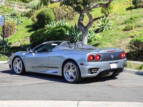 Used 2002 Ferrari 360 Spider RWD image 4
