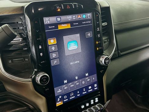 Used 2024 RAM 2500 Laramie w/ Safety Group image 21