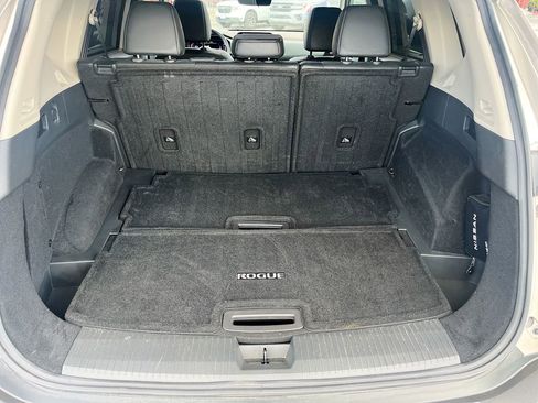 Used 2023 Nissan Rogue Platinum w/ Platinum Premium Package image 26