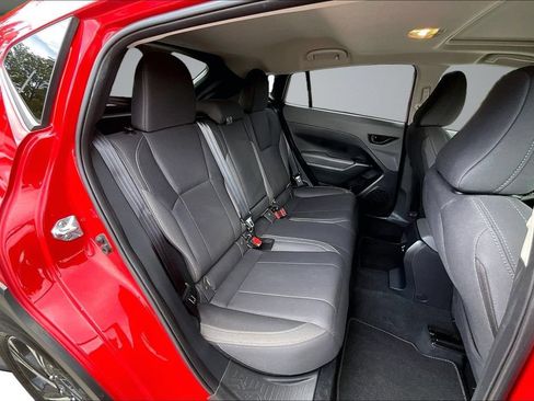 Used 2025 Subaru Crosstrek 2.5i Premium AWD/4WD image 25