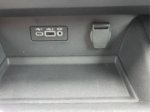 Used 2025 Nissan Altima 2.5 S FWD image 19