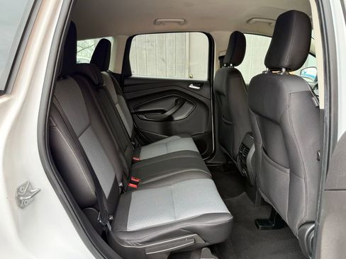 Used 2019 Ford Escape SE AWD/4WD image 17