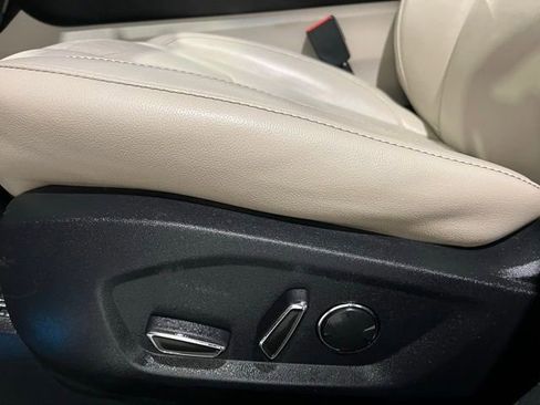 Used 2017 Ford Edge Titanium w/ Technology Package image 39