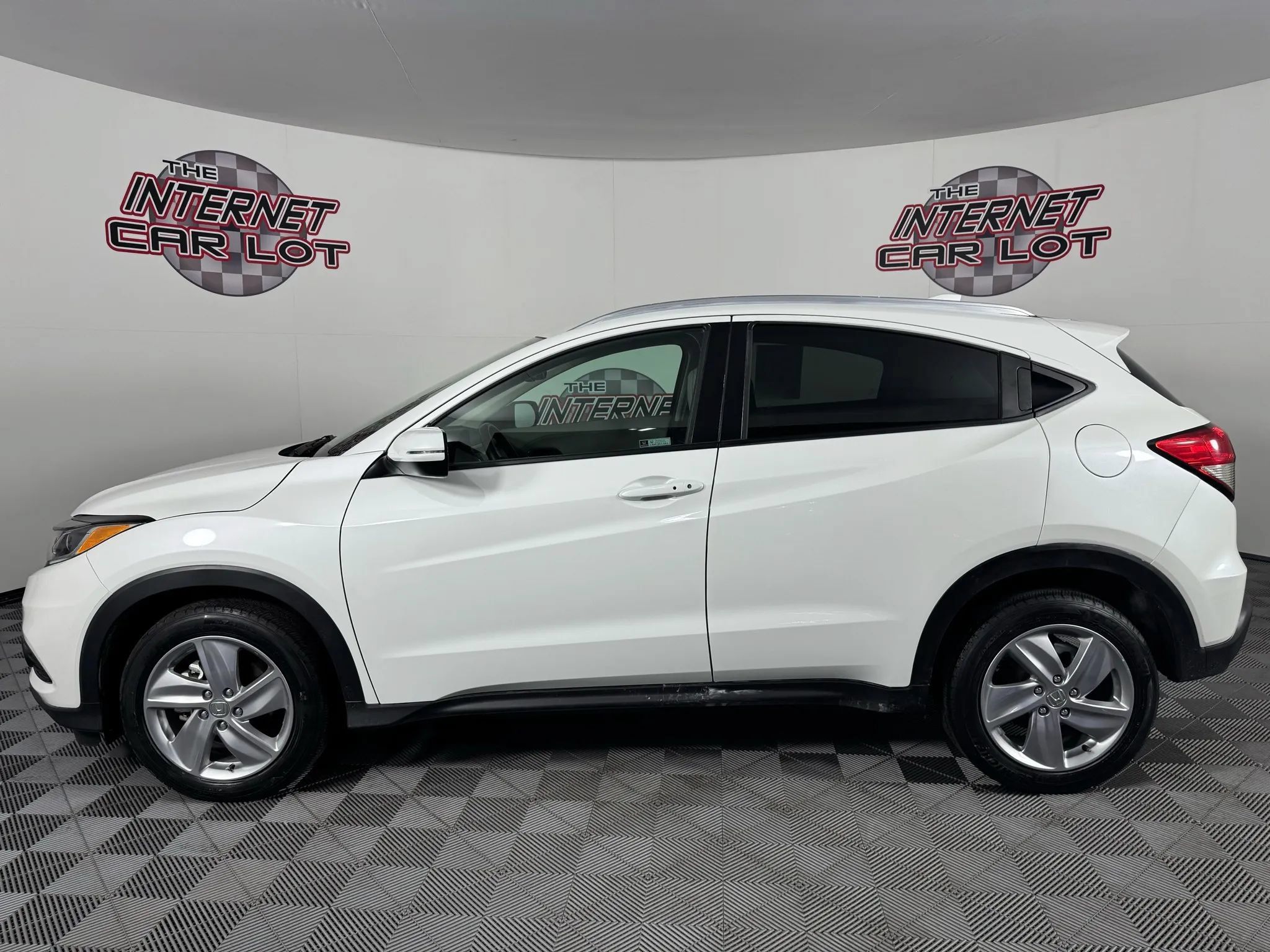 Used 2022 Honda HR-V EX-L image 4