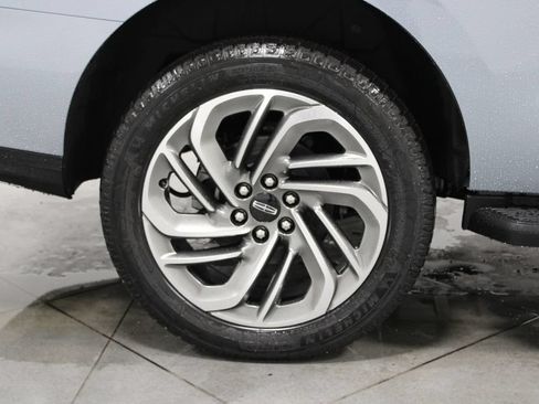New 2027 Lincoln Navigator Premiere RWD image 15
