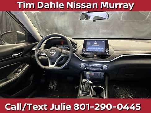 Used 2024 Nissan Altima 2.5 SV AWD/4WD image 20