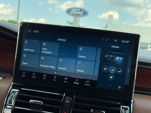 Used 2022 Lincoln Navigator Reserve image 29