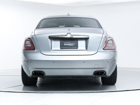 Used 2023 Rolls-Royce Ghost Black Badge image 5