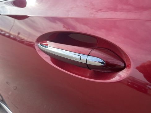 Used 2023 Buick Envision Preferred image 61